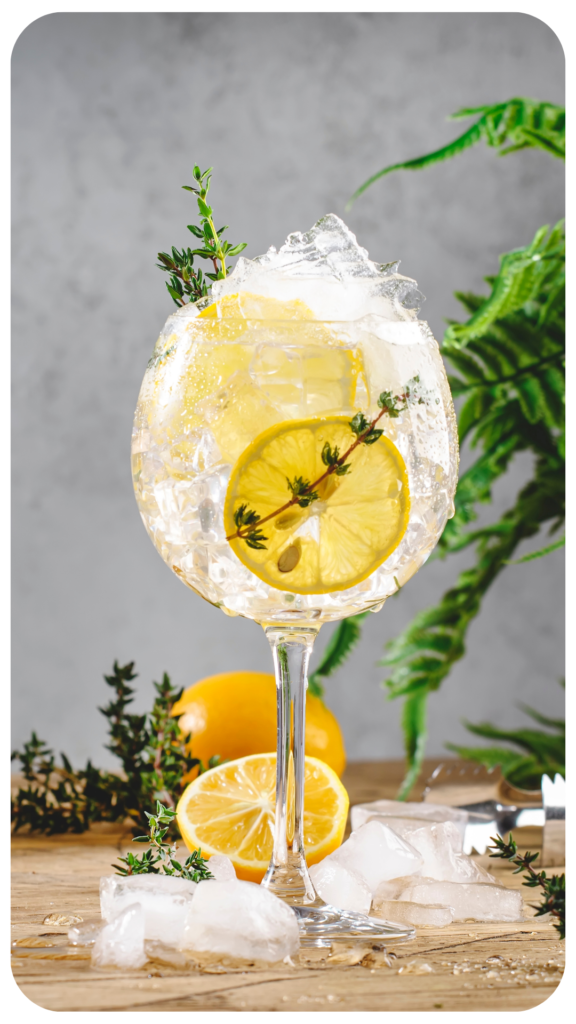 Gin Mare Capri Martini z dodatkiem cytryny